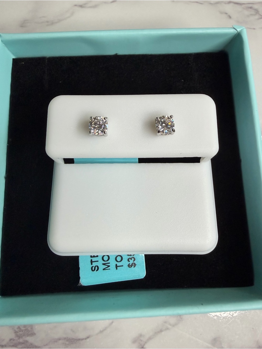 NWT Moissanite Earrings • 4 mm